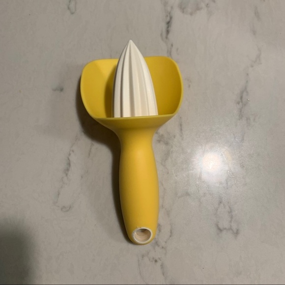 ⭐️ Lemon Lime Citrus Squeezer NEW - Picture 1 of 4